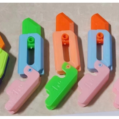 TOY015